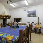 5 Bedroom Beautiful In Apartamento *