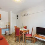 شقة 5 Bedroom Beautiful In