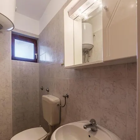 公寓 5 Bedroom Beautiful In *